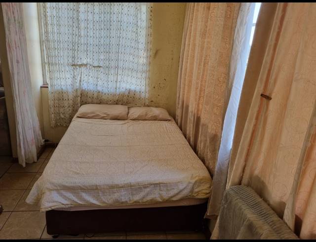 2 BEDROOM FLAT FOR SALE IN UMBILO